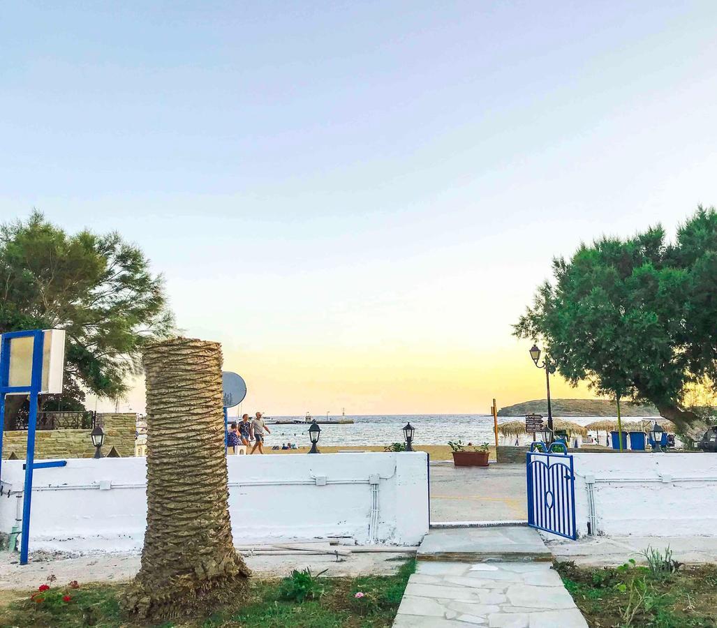Katerina beach rooms Ándros Buitenkant foto